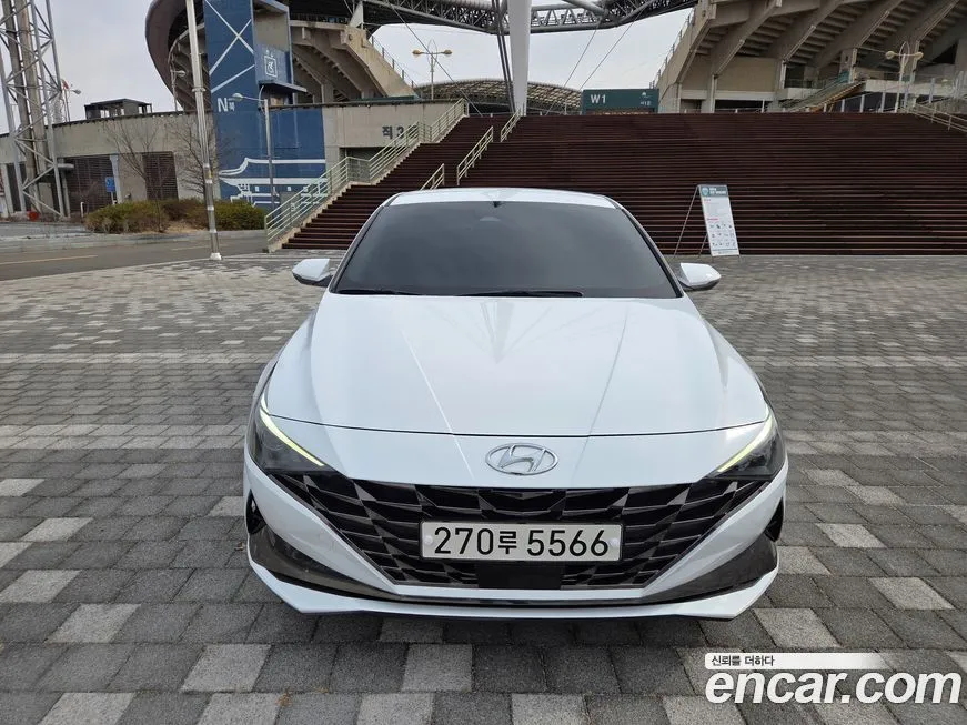 Hyundai AVANTE — фото 8