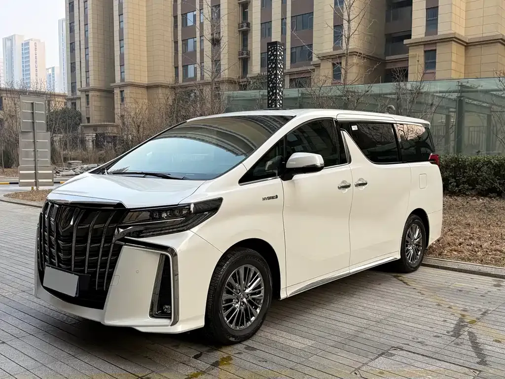 Toyota Alphard 2023 из CN, фото 10