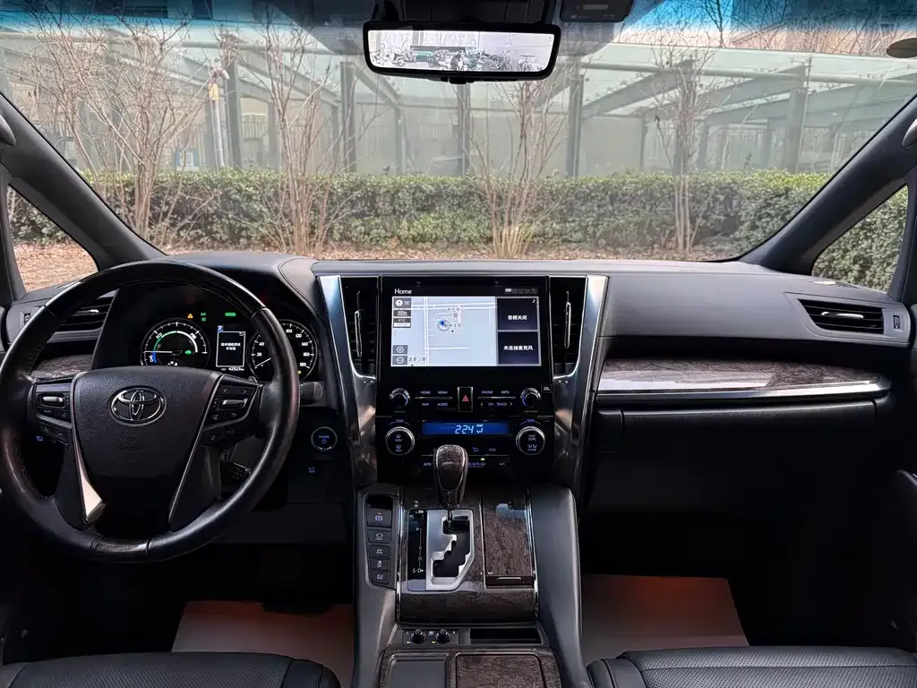 Toyota Alphard 2023 из CN, фото 2