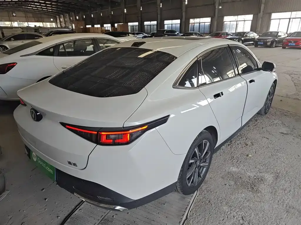 Changan Yida 2023 из CN, фото 3