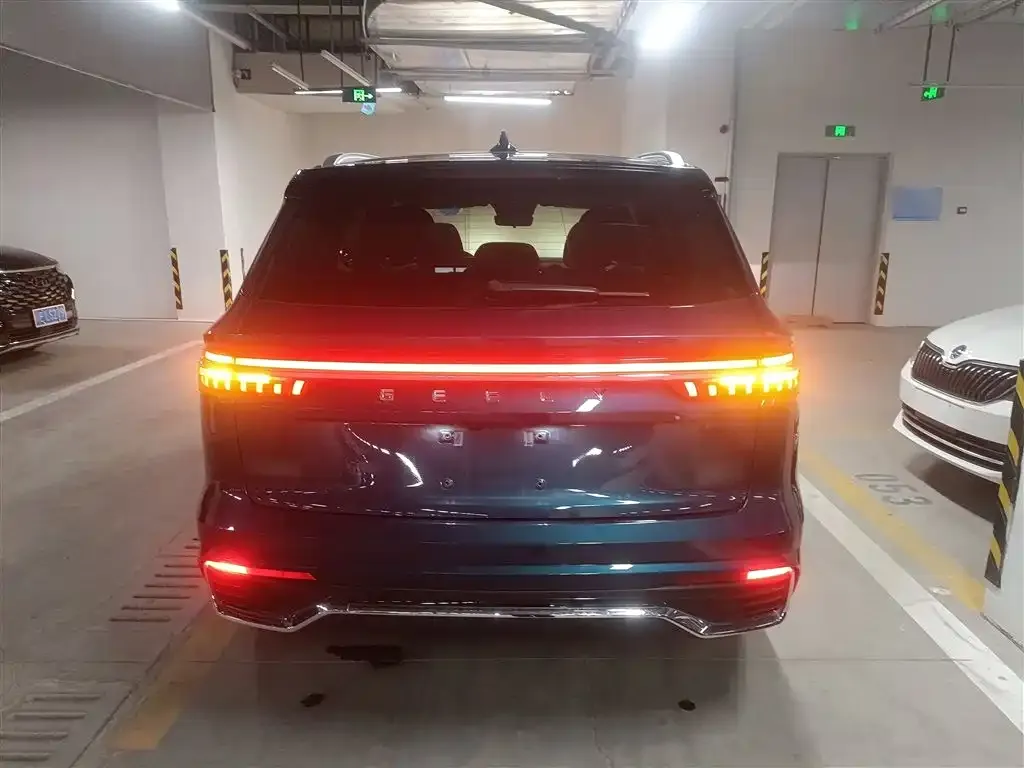 Geely Xingyue L — фото 6