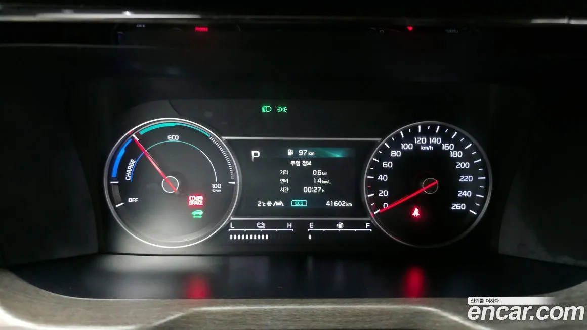 Kia Sorento — фото 3