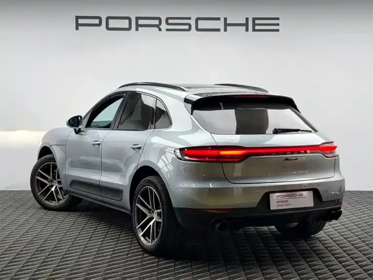 Porsche Macan — фото 8