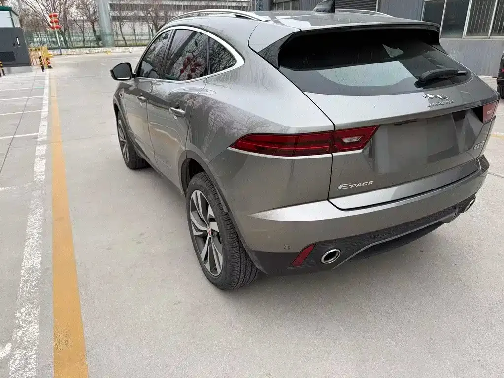 Jaguar E-PACE 2023 из CN, фото 10