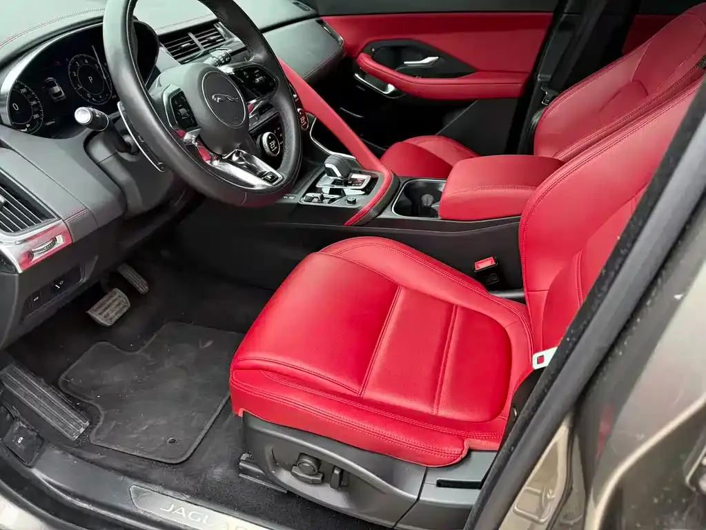 Jaguar E-PACE 2023 из CN, фото 9