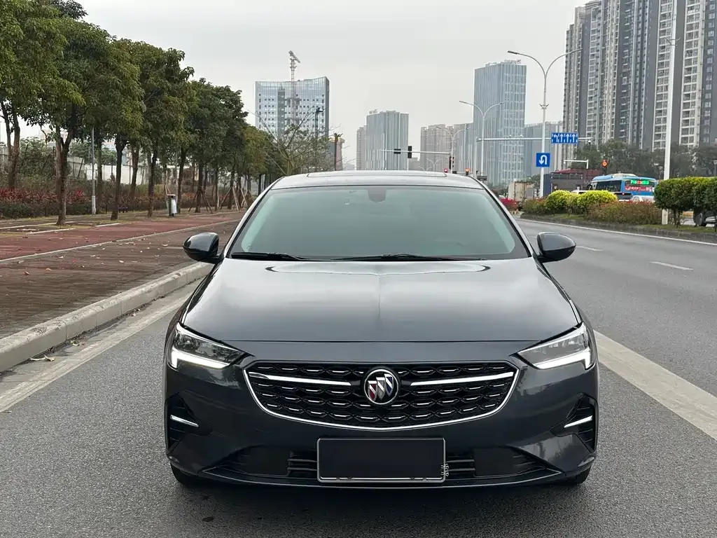 Buick Regal — фото 8