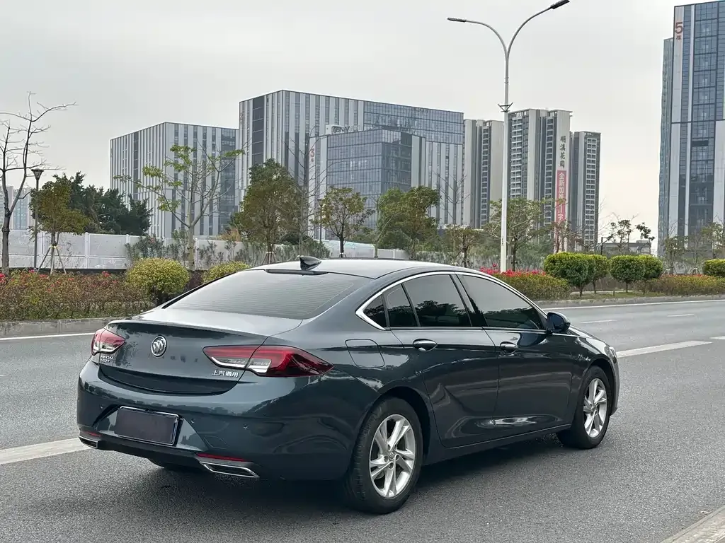 Buick Regal — фото 7