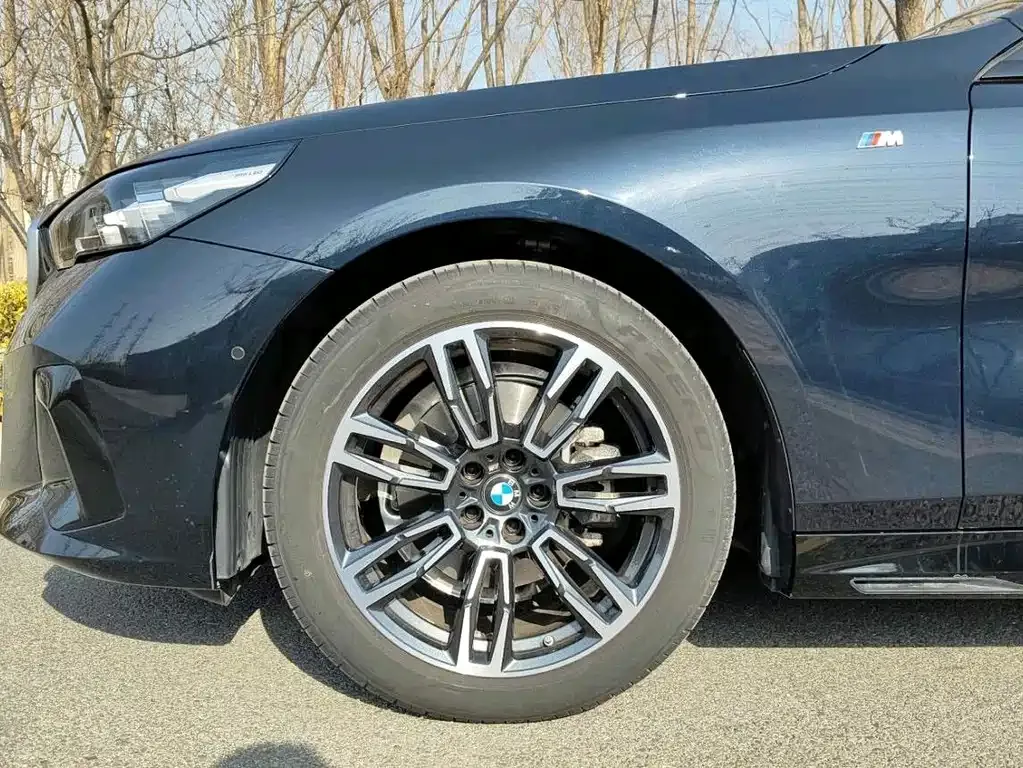 BMW 5 Series (Import) — фото 9