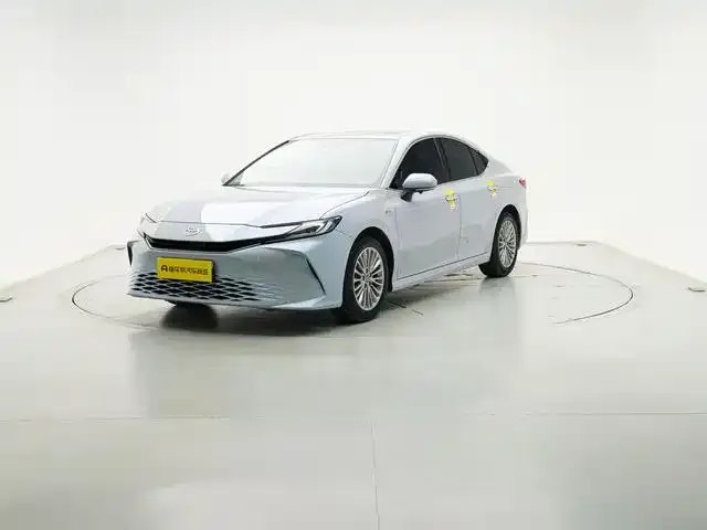 Toyota Camry 2024 из CN, фото 1