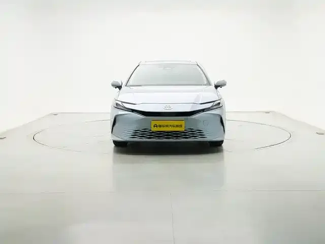 Toyota Camry 2024 из CN, фото 10