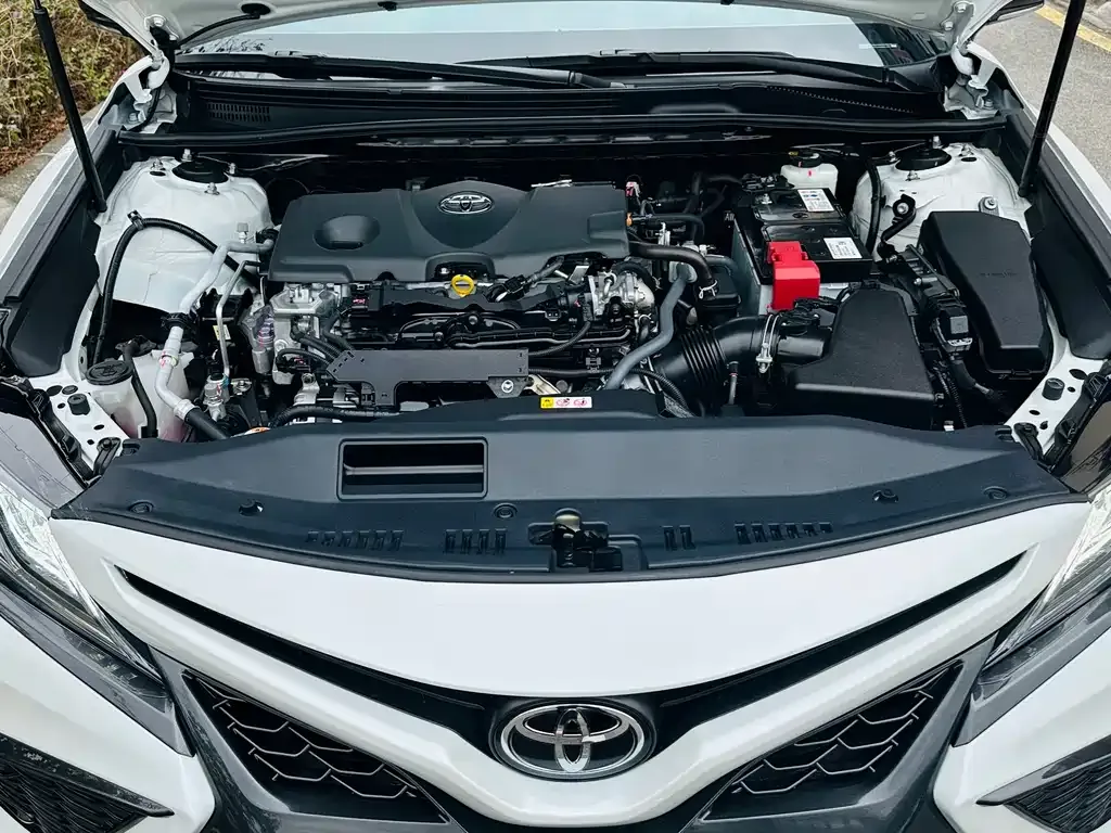 Toyota Camry 2023 из CN, фото 6