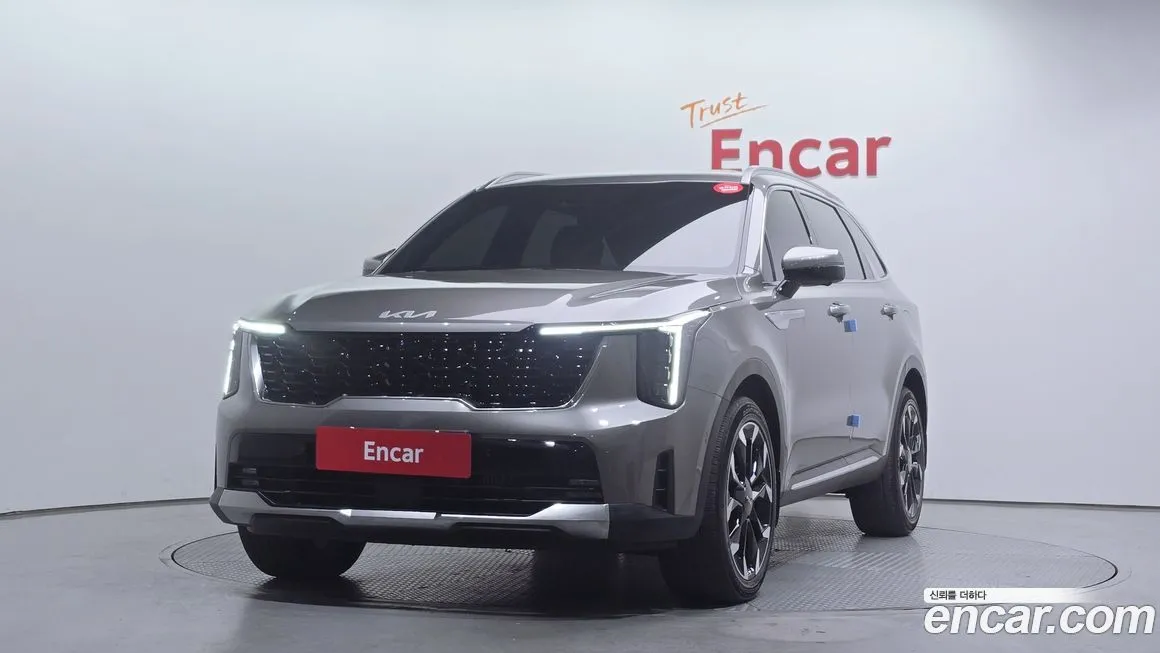 Kia Sorento — фото 1