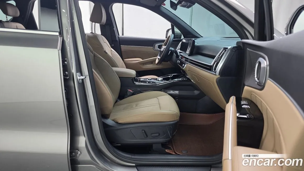 Kia Sorento — фото 6