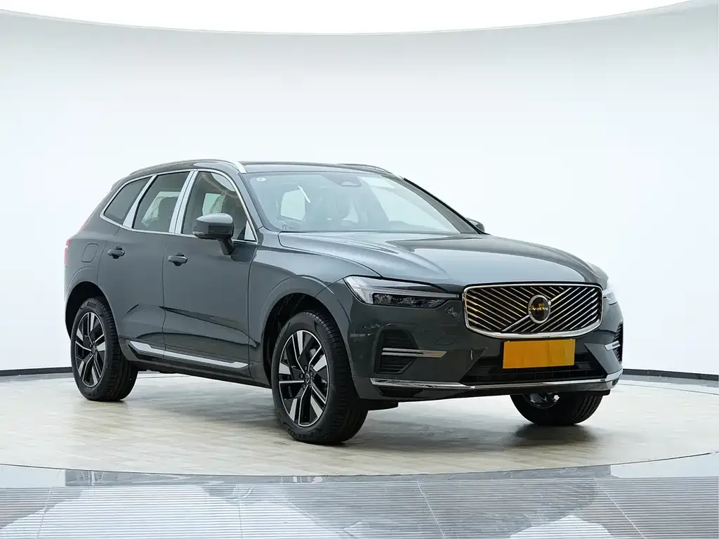 Volvo XC60 — фото 3