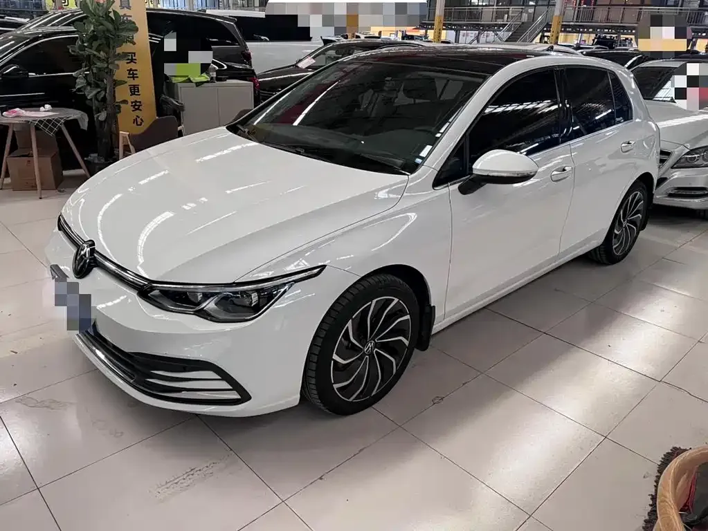 Volkswagen Golf 2022 из CN, фото 1