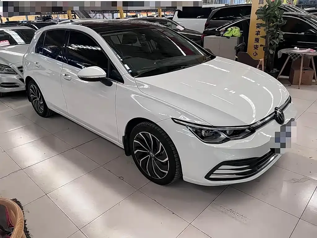 Volkswagen Golf 2022 из CN, фото 6