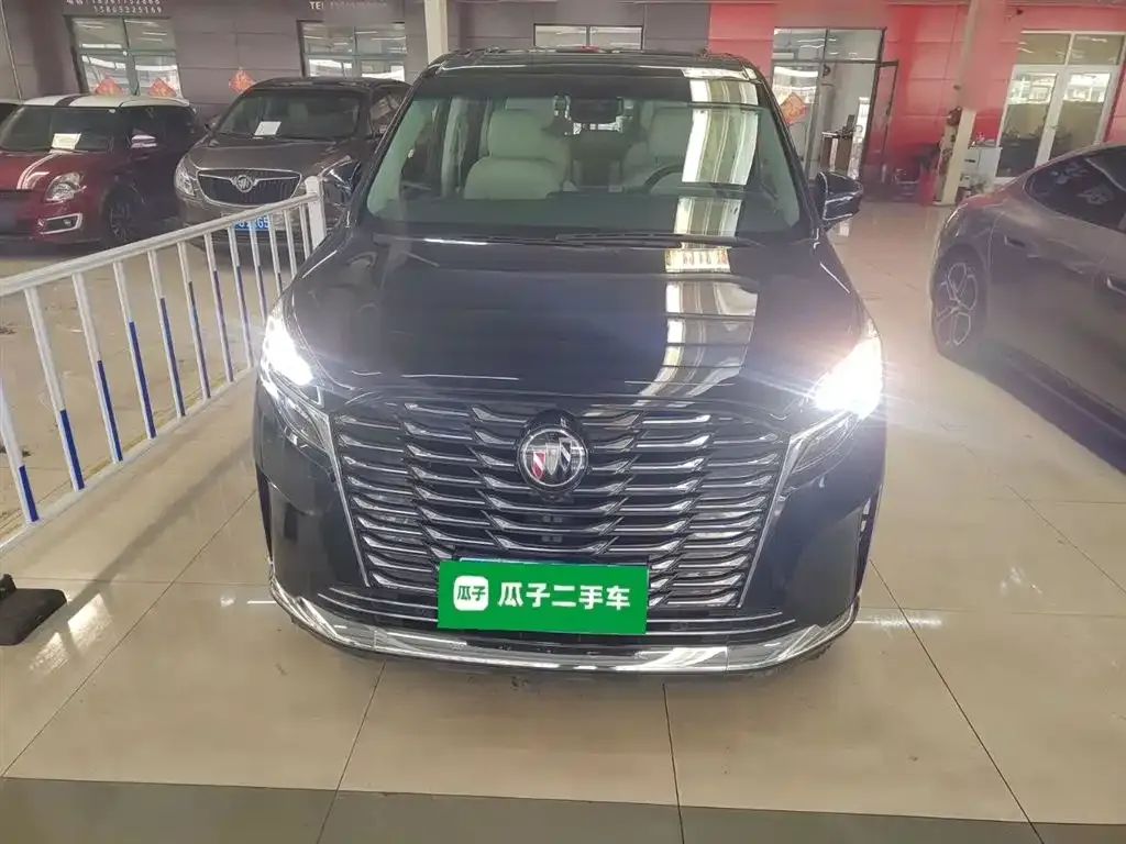 Buick GL8 2023 из CN, фото 4