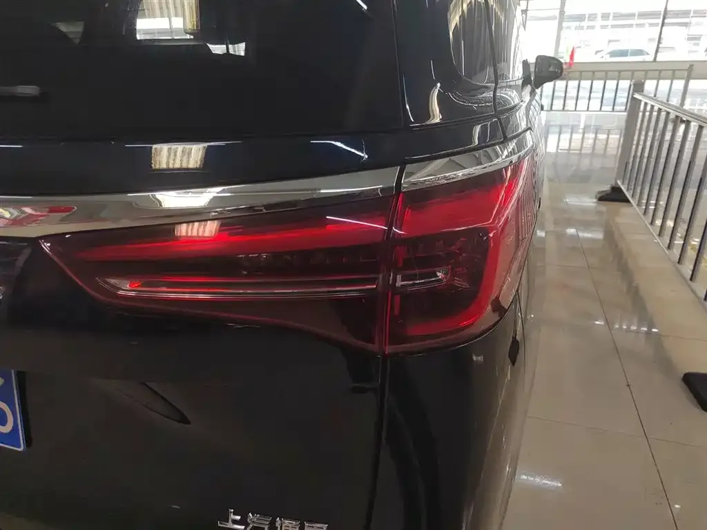 Buick GL8 2023 из CN, фото 9