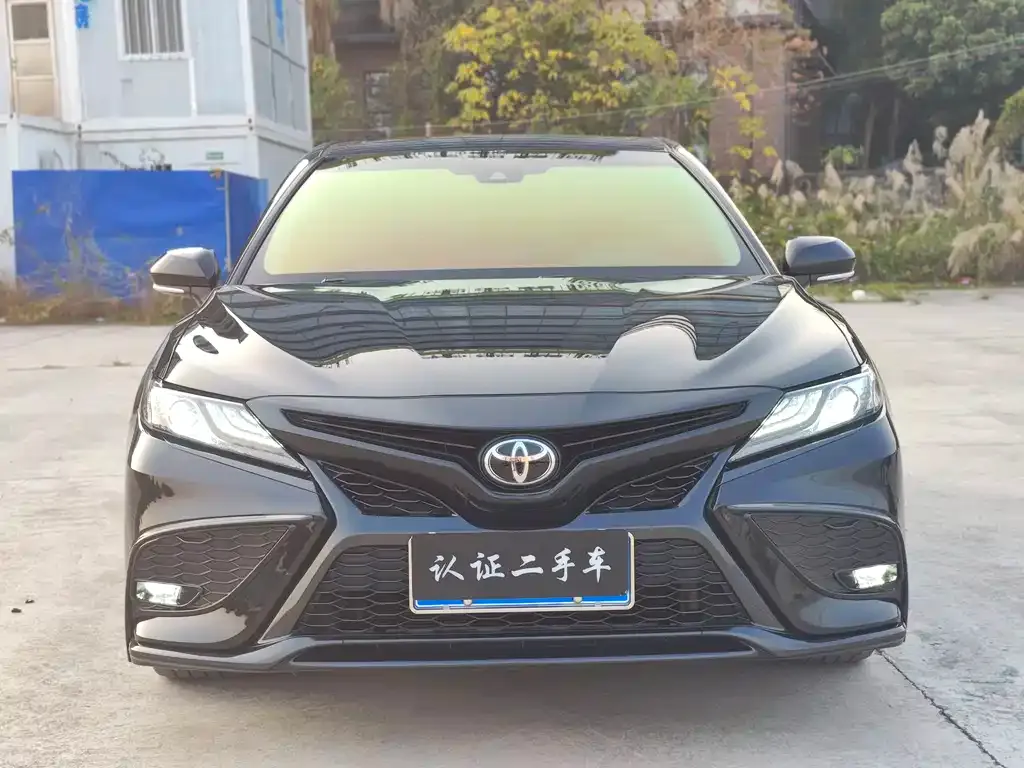 Toyota Camry 2023 из CN, фото 8