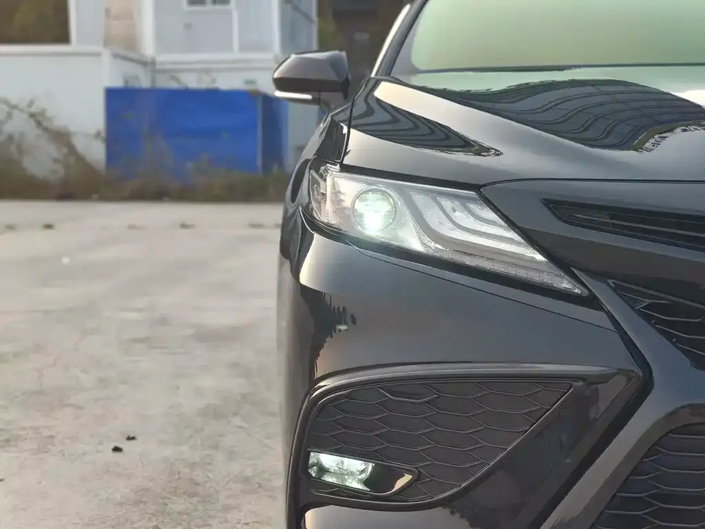 Toyota Camry 2023 из CN, фото 6