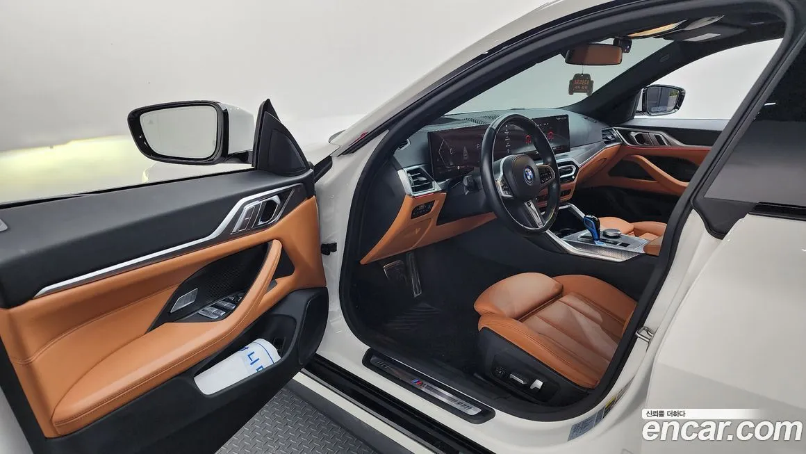 BMW i4 2022 из KR, фото 8