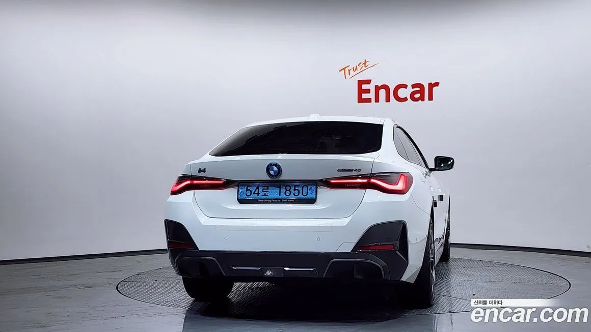 BMW i4 2022 из KR, фото 3
