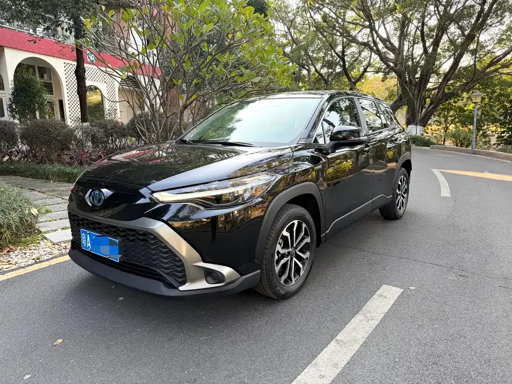 Toyota Frontlander 2023 из CN, фото 1