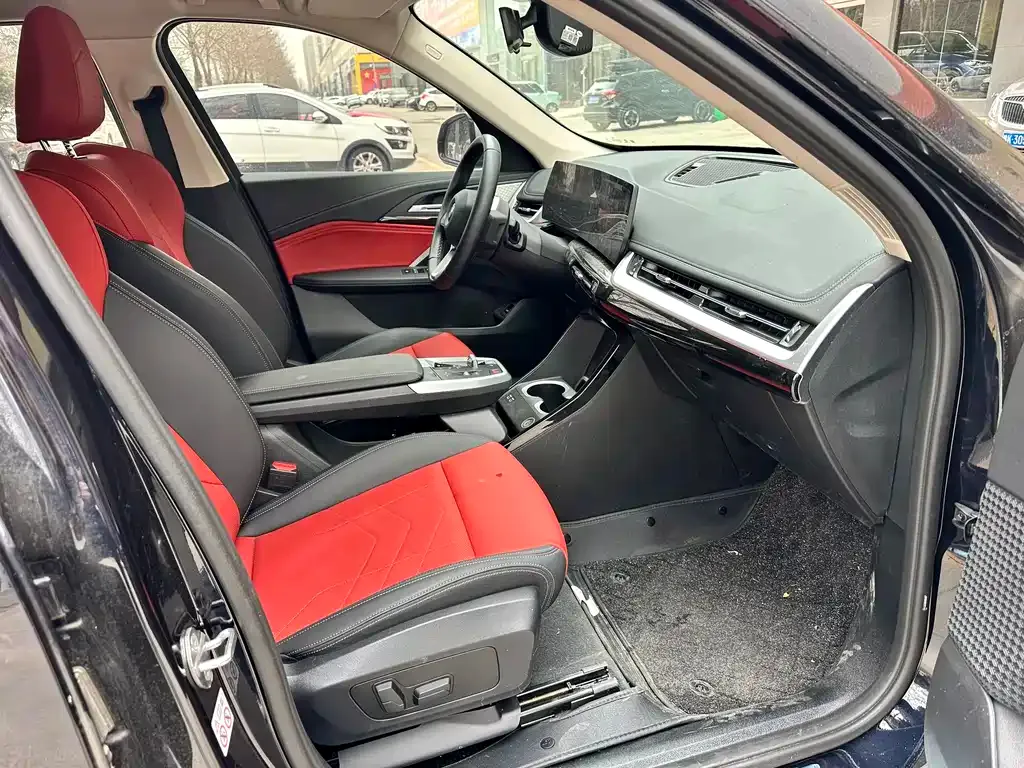BMW X1 2024 из CN, фото 8