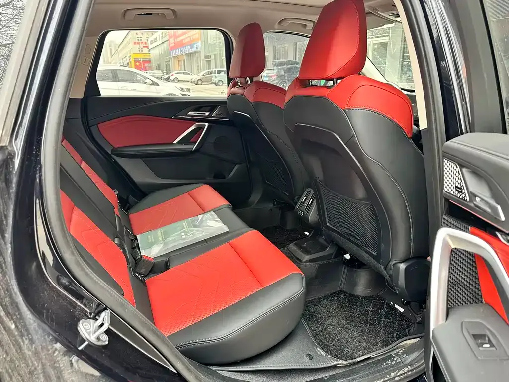 BMW X1 2024 из CN, фото 2