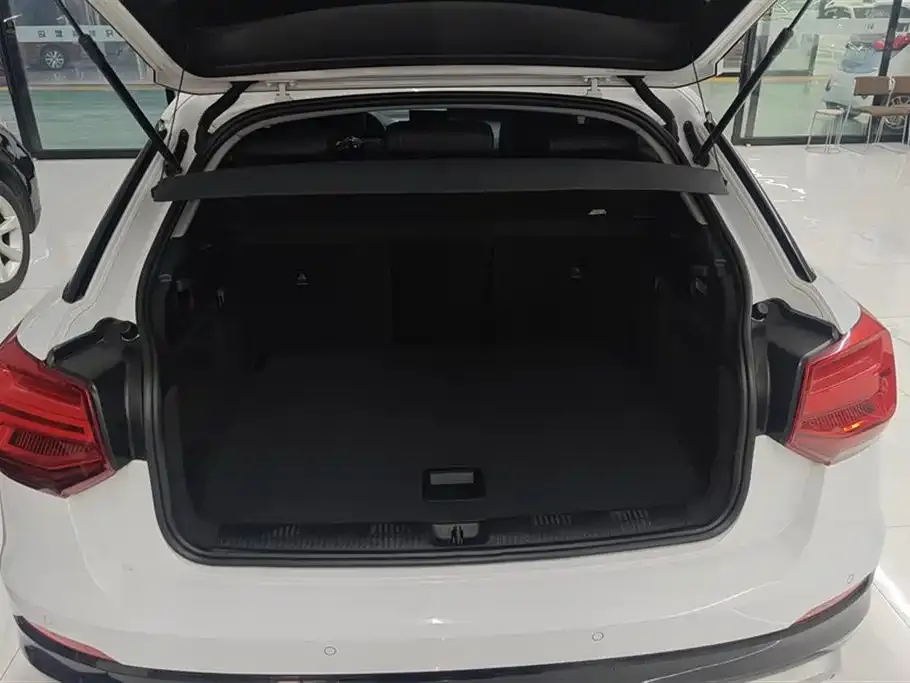 Audi Q2L 2021 из CN, фото 3