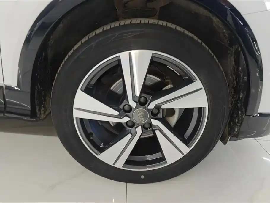 Audi Q2L 2021 из CN, фото 9