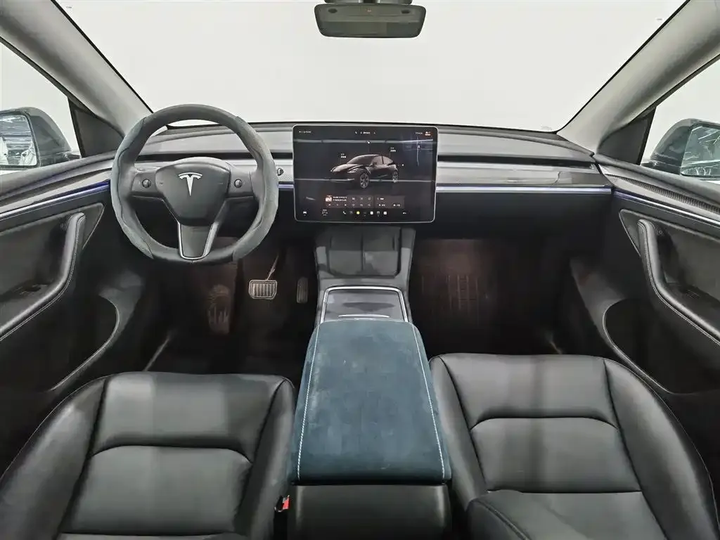 Tesla Model Y — фото 7