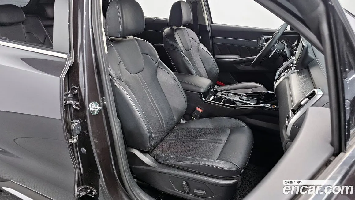 Kia Sorento — фото 9