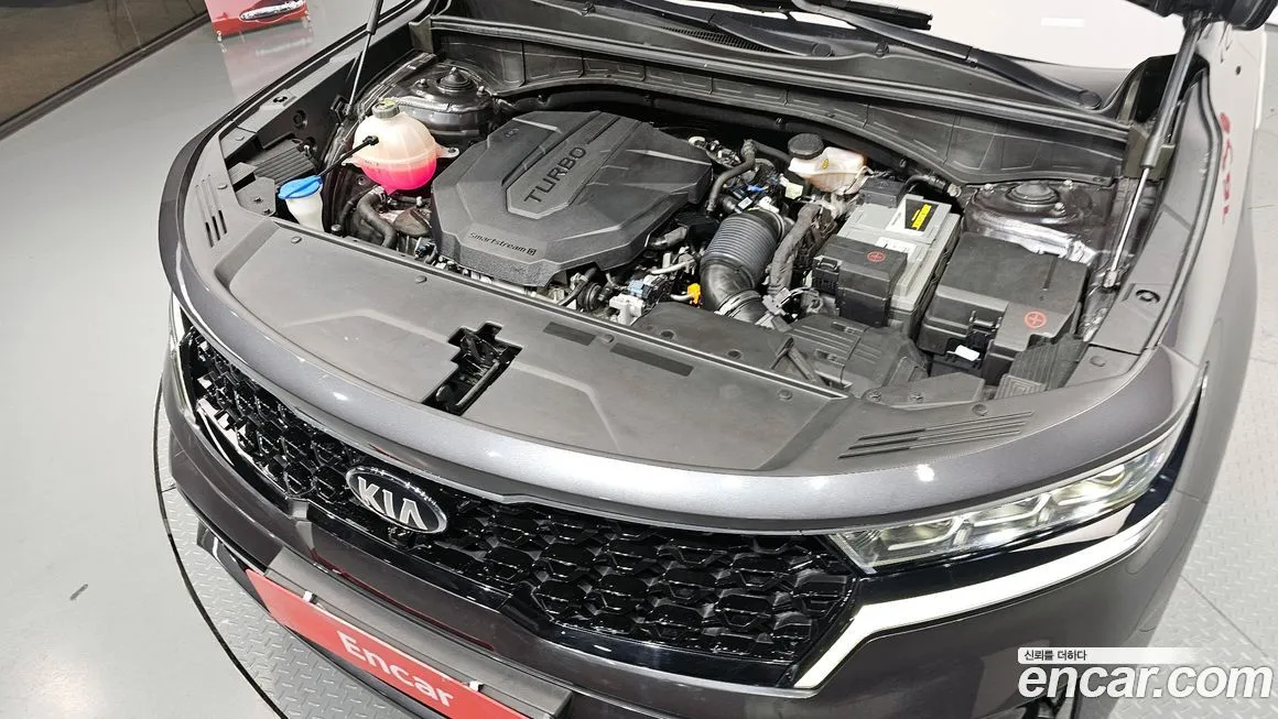 Kia Sorento — фото 8