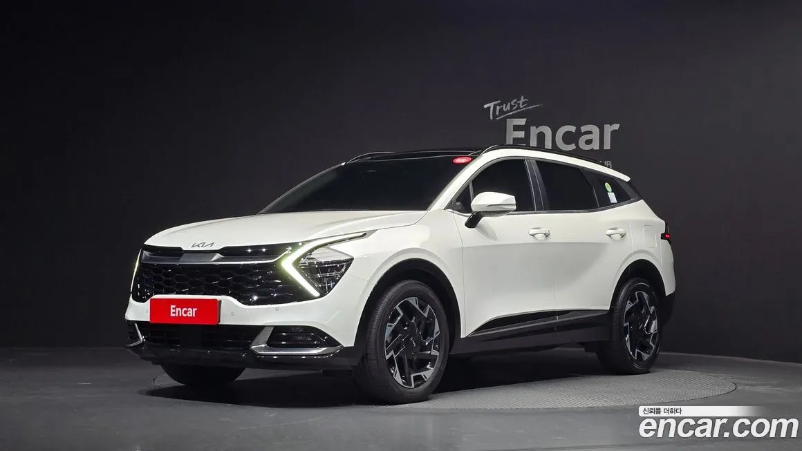 Kia Sportage — фото 1
