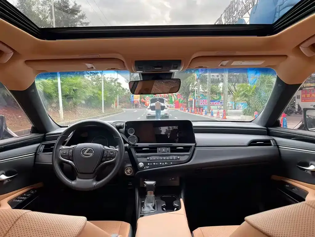 Lexus ES 2023 из CN, фото 5