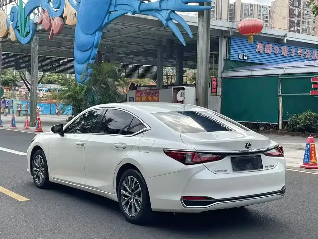 Lexus ES 2023 из CN, фото 10