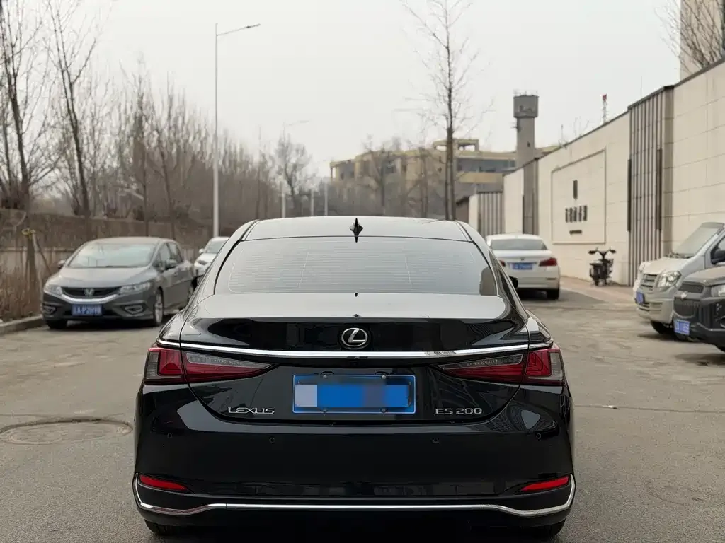 Lexus ES 2021 из CN, фото 3