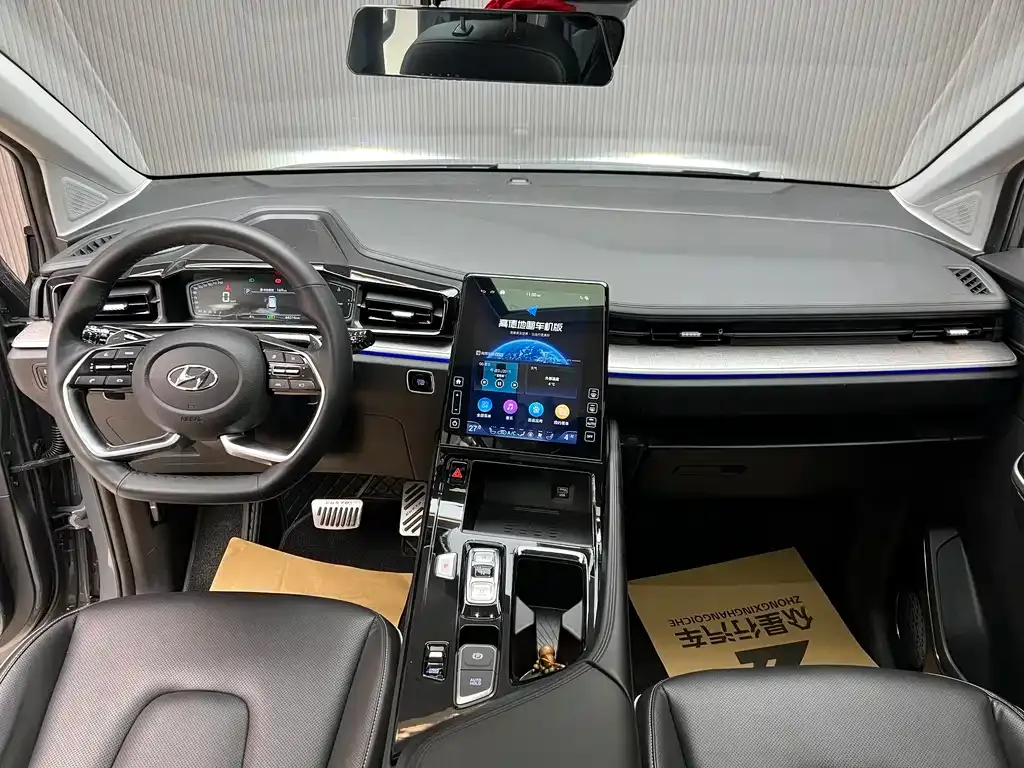 Hyundai Custo 2023 из CN, фото 10