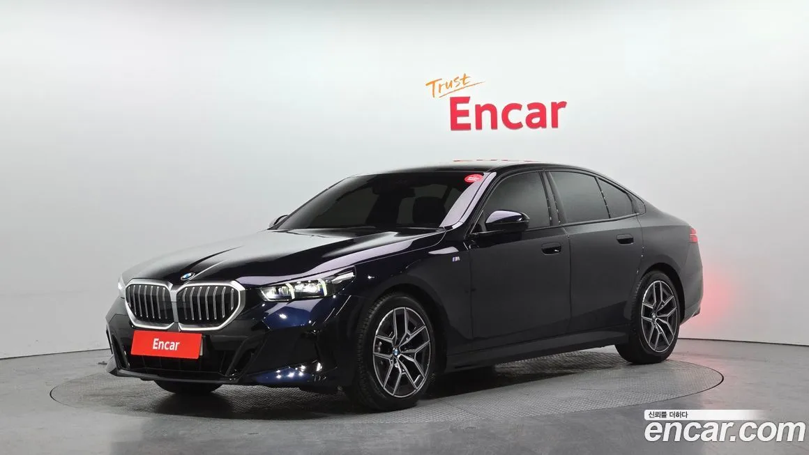BMW 5-Series 2024 из KR, фото 1