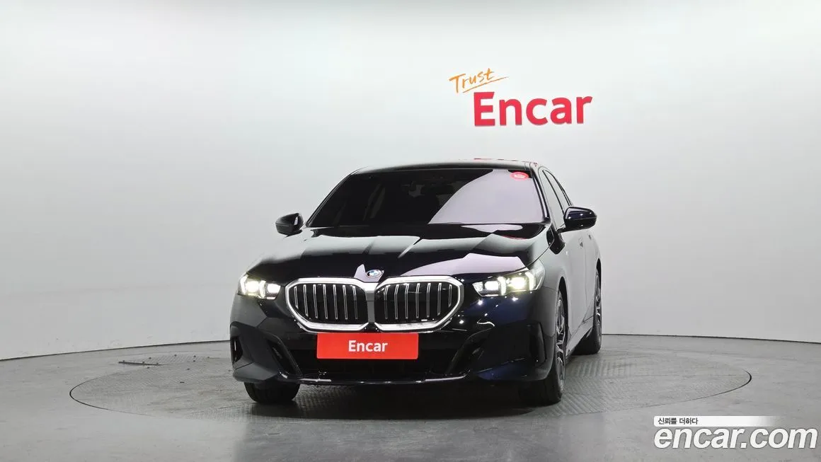 BMW 5-Series 2024 из KR, фото 3
