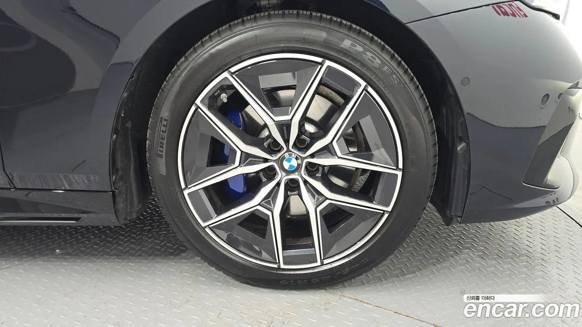 BMW 5-Series 2024 из KR, фото 7
