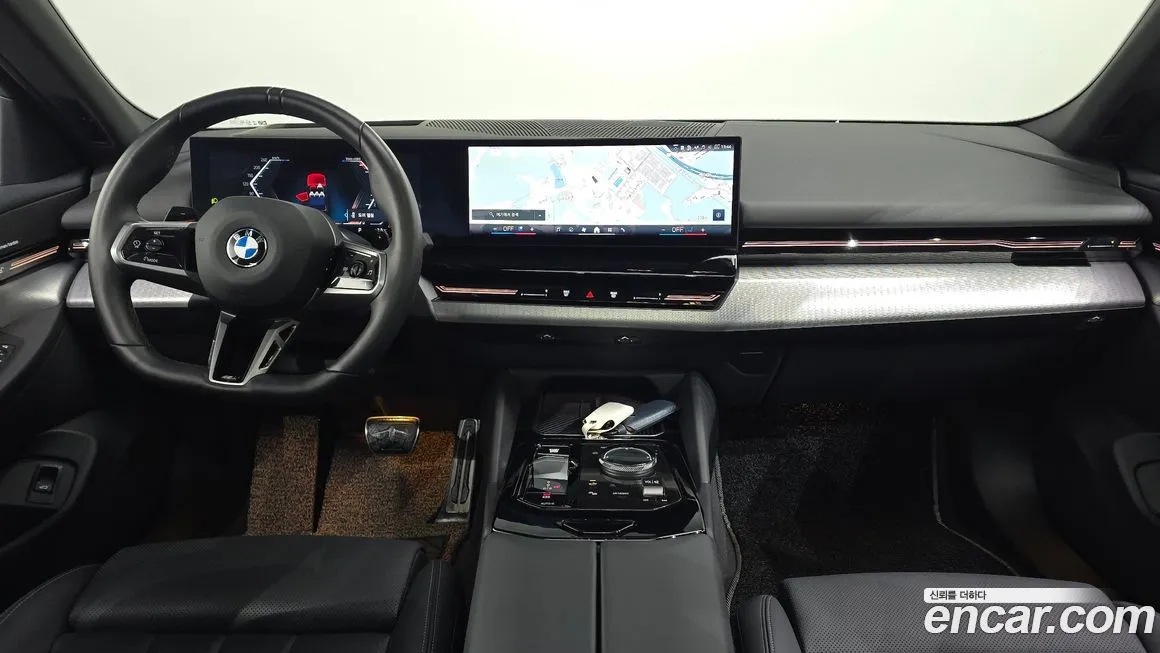 BMW 5-Series 2024 из KR, фото 8