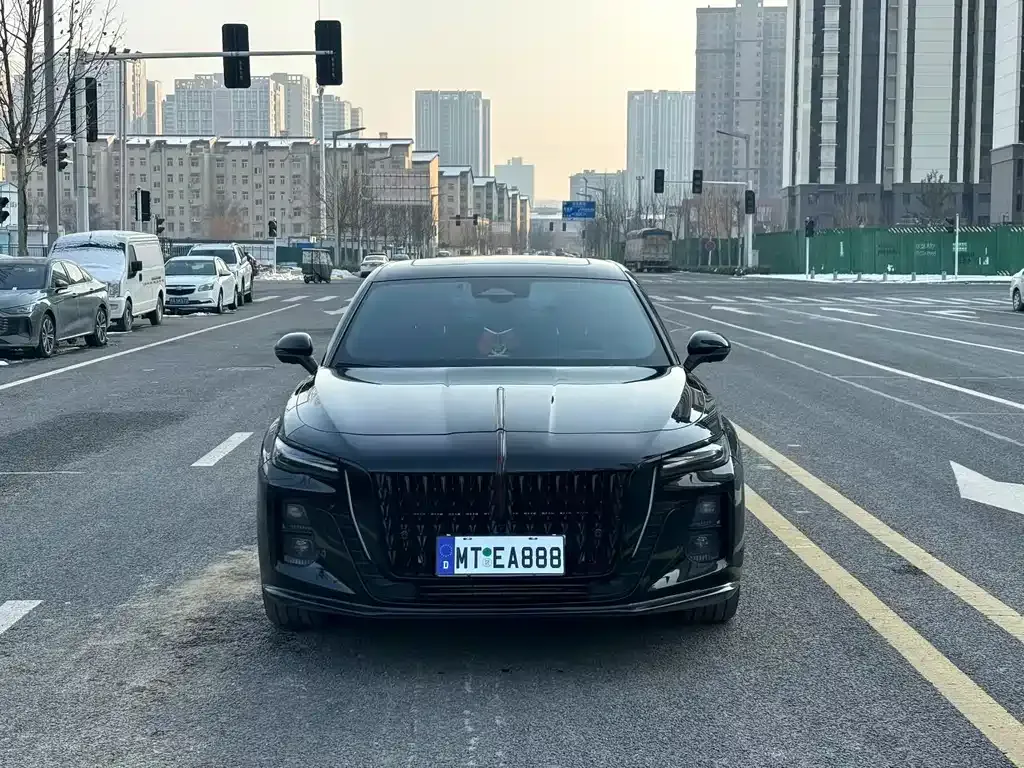 Hongqi H5 — фото 4
