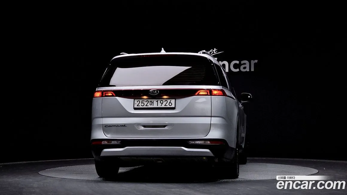Kia Carnival 2021 из KR, фото 2