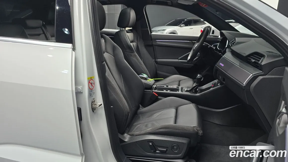 Audi Q3 2023 из KR, фото 7
