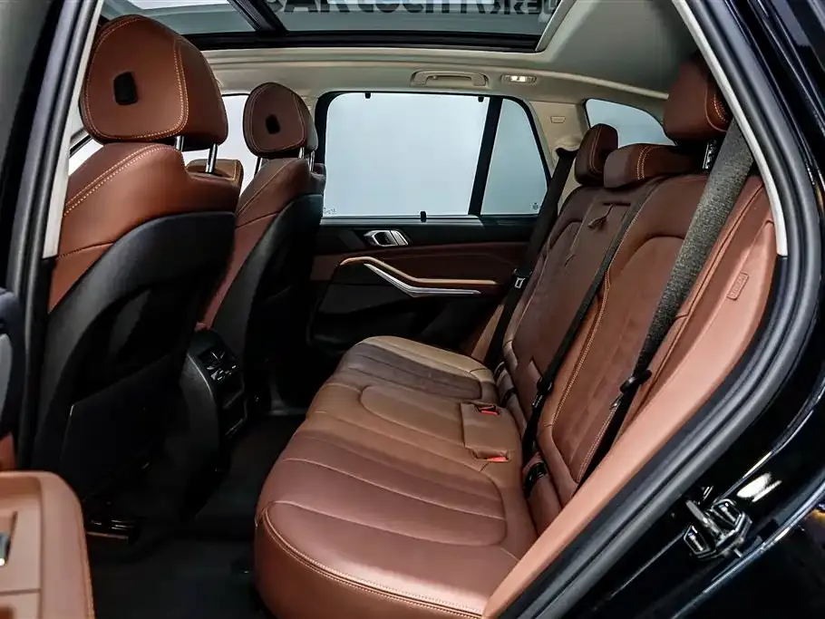 BMW X5 New Energy (Import) 2022 из CN, фото 8