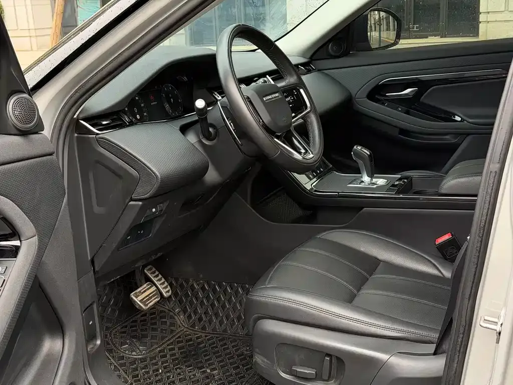 Land Rover Evoque 2023 из CN, фото 5