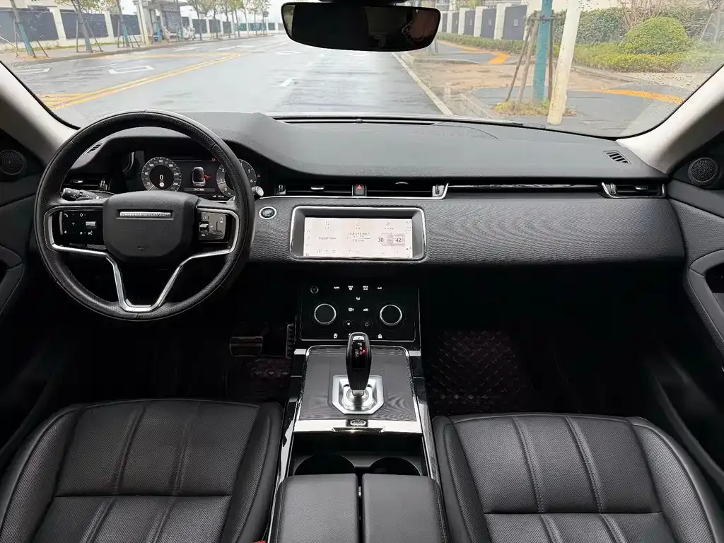 Land Rover Evoque 2023 из CN, фото 2