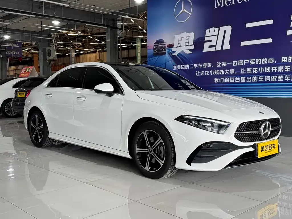 Mercedes-Benz A-Class 2024 из CN, фото 1